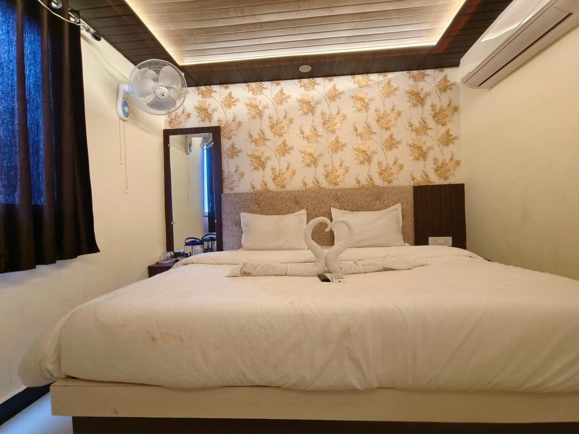 Hotel Jain Shree Ujjain Ngoại thất bức ảnh